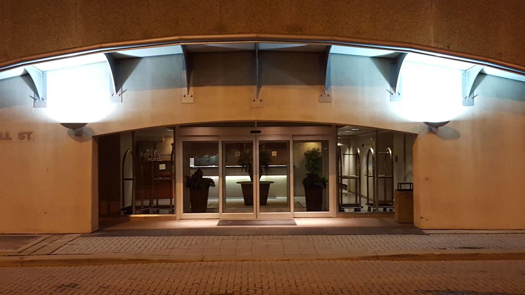 Rodeway Inn אקרון מראה חיצוני תמונה
